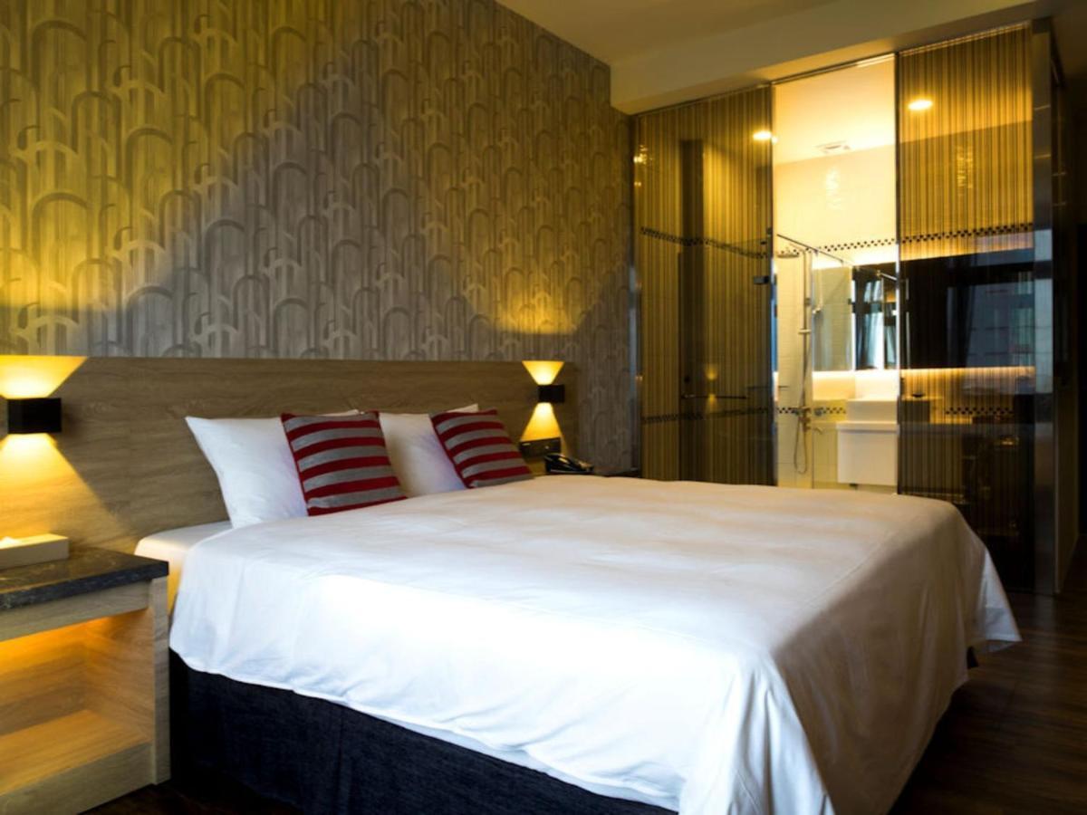 Yu Chun Hotel Taichung Exterior photo