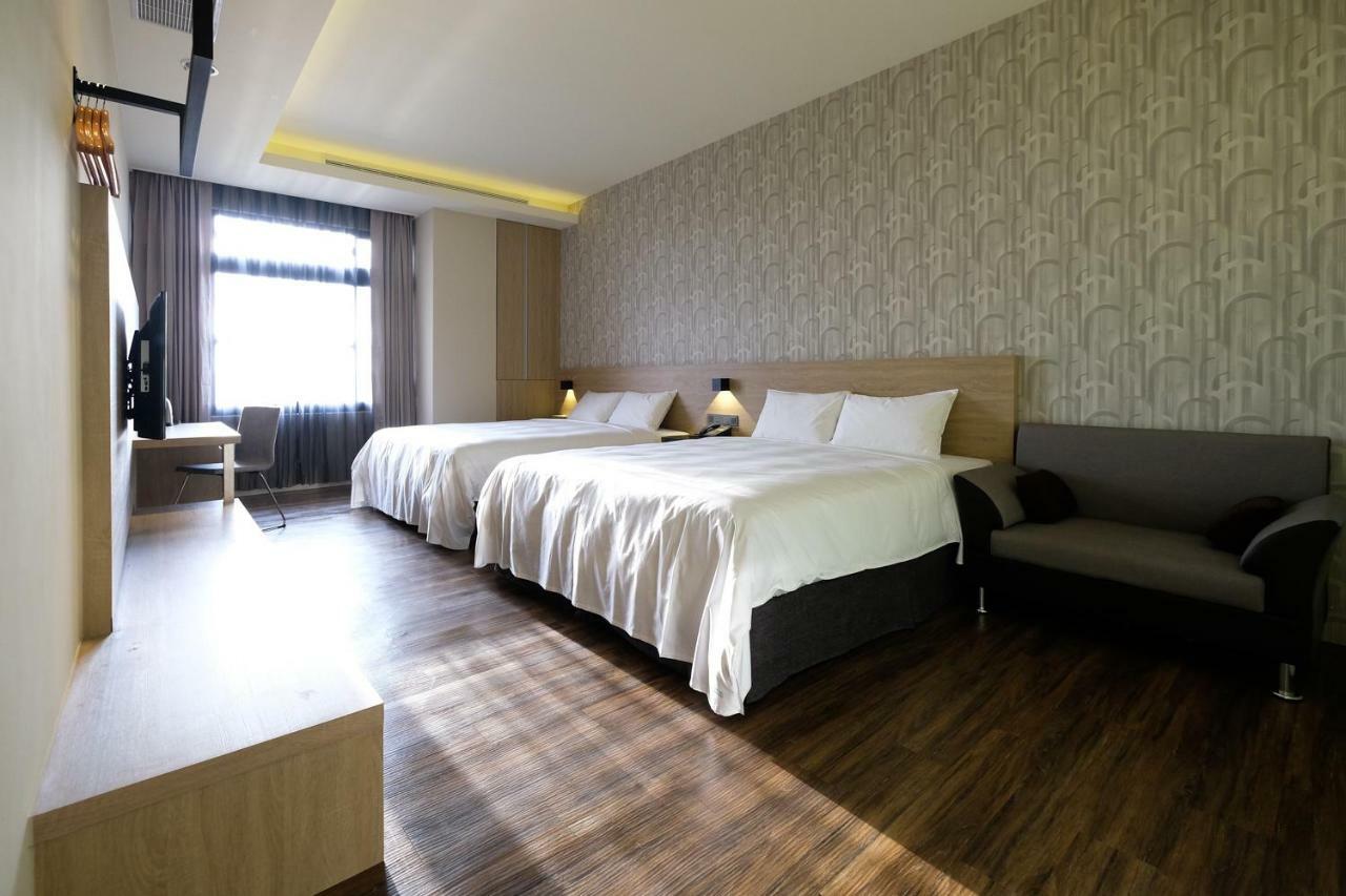 Yu Chun Hotel Taichung Exterior photo